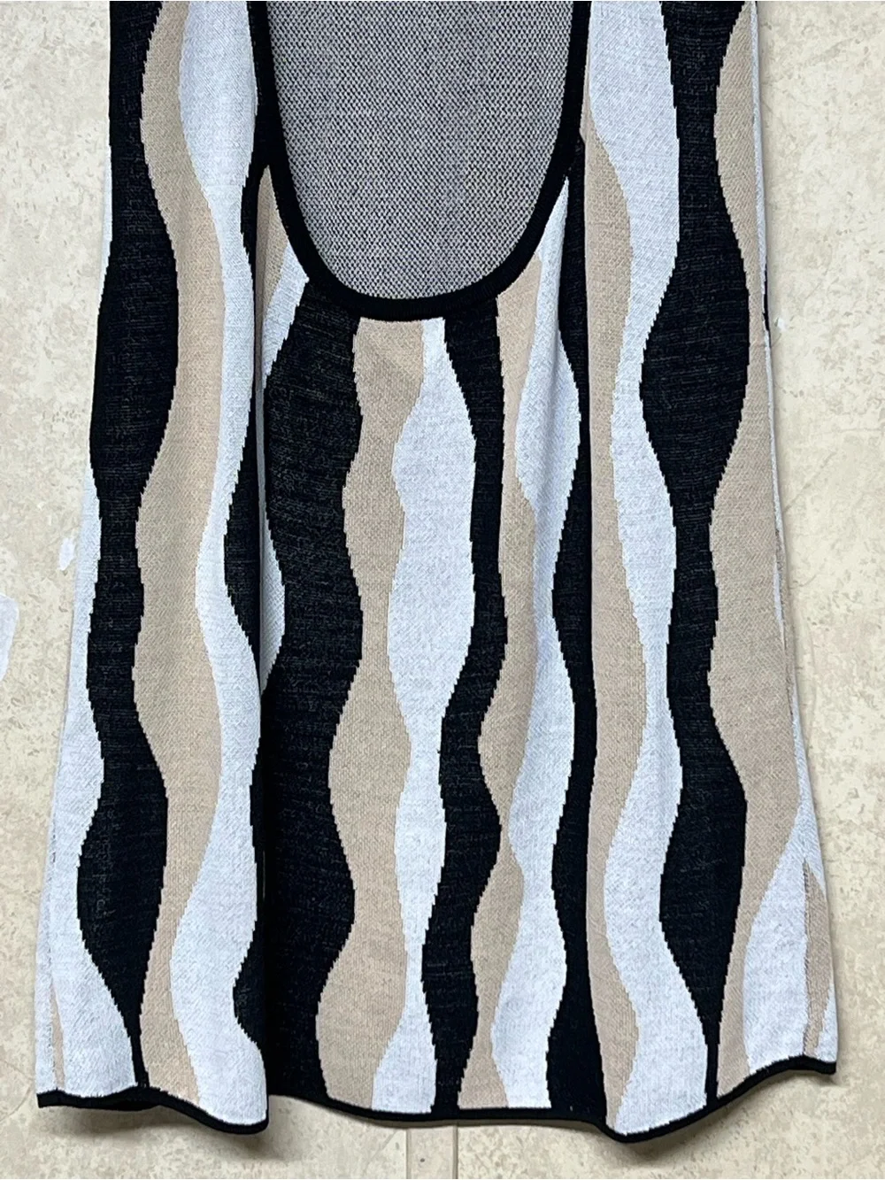 Show Me Your MuMu Sweeney sweater dress squiggle stripe knit dress open back - Picture 9 of 12